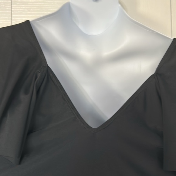 Blooming Jelly One Piece Black Swim Suit with Flutter Sleeves, deep V-neck, XXL - Picture 8 of 11